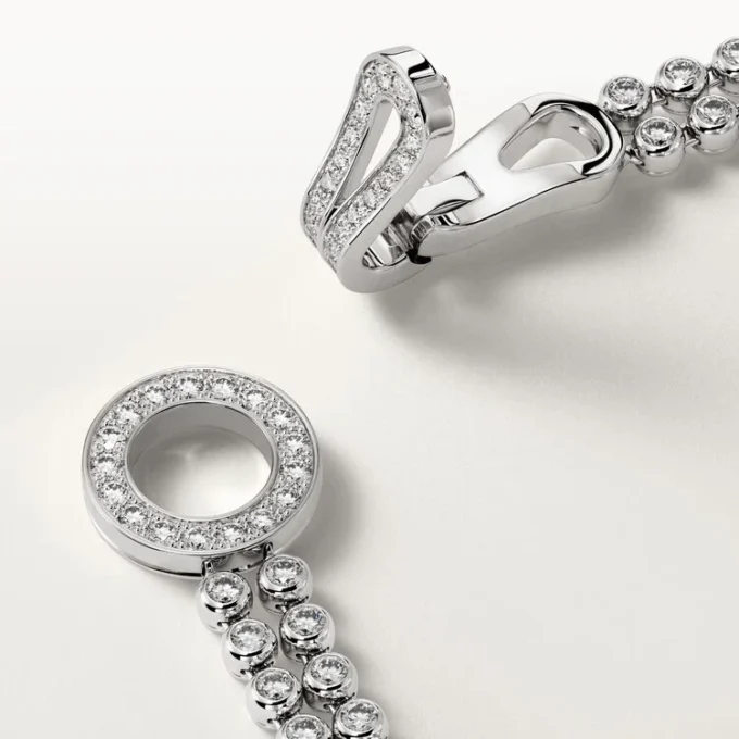 Agrafe-Armband, Diamanten im Brillantschliff, pavé-gefasst