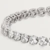 Lignes Essentielles Armbänder, Diamanten im Brillantschliff