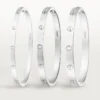 Love-Armband, mittleres Modell