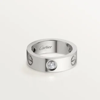 love ring 3 diamanten weissgold diamanten cartier 1 330x330 - Love Ring, 3 Diamanten &ndash; Wei&szlig;gold, Diamanten &ndash; Cartier