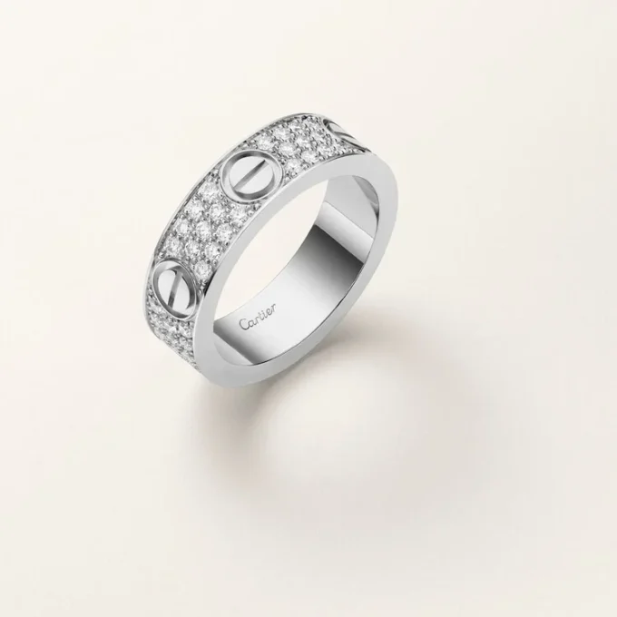 Love Ring, klassisches Modell, pavé-besetzt
