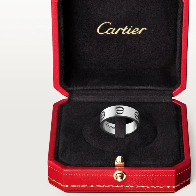 Love Ring – Weißgold, klassisches Modell | Cartier US