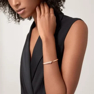 Panthere de Cartier Armband, kleines Modell, halb mit Diamanten besetzt