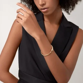 Panthere de Cartier Armband, kleines Modell, halb mit Diamanten besetzt