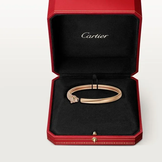Panthere de Cartier Armband, kleines Modell, halb mit Diamanten besetzt