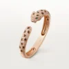 Panthere De Cartier Armband, mittleres Modell, halb pavé-besetzt