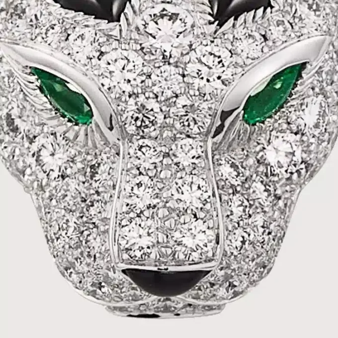Panthere De Cartier Anhänger, pavé-gefasst