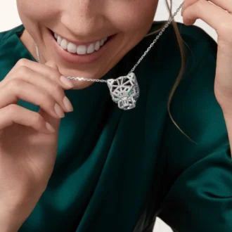 Panthere De Cartier Halskette – Weißgold, Smaragde, Diamanten, Onyx – Cartier