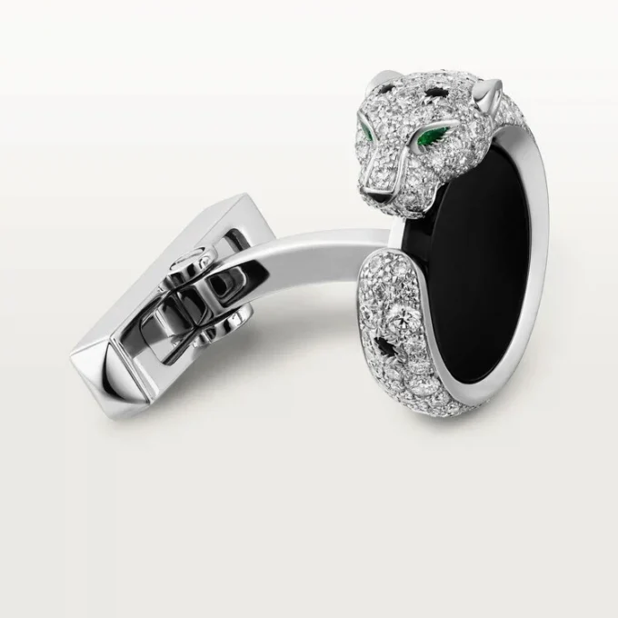 Panthere De Cartier Manschettenknöpfe – Rhodiniertes Weißgold, Diamanten, Smaragde, Onyx – Cartier