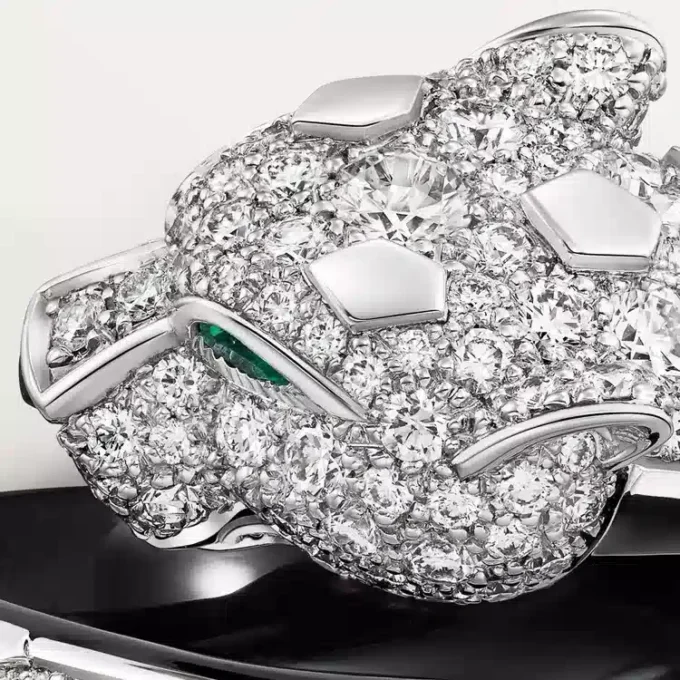 Panthere De Cartier Ring, schwarzer Lack, pavé-besetzt