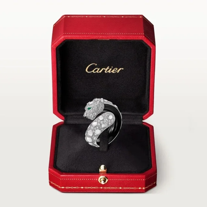 Panthere De Cartier Ring, schwarzer Lack, pavé-besetzt