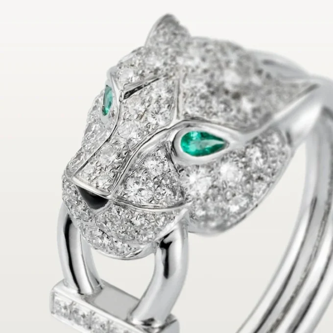 Panthere De Cartier Ring – Weißgold, Diamanten, Smaragde, Onyx – Cartier