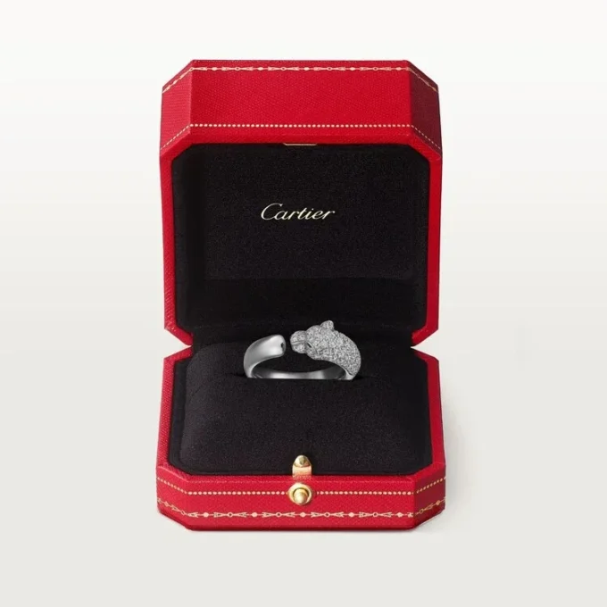 Panthere De Cartier Ring – Weißgold, Smaragde, Onyx, Diamanten – Cartier