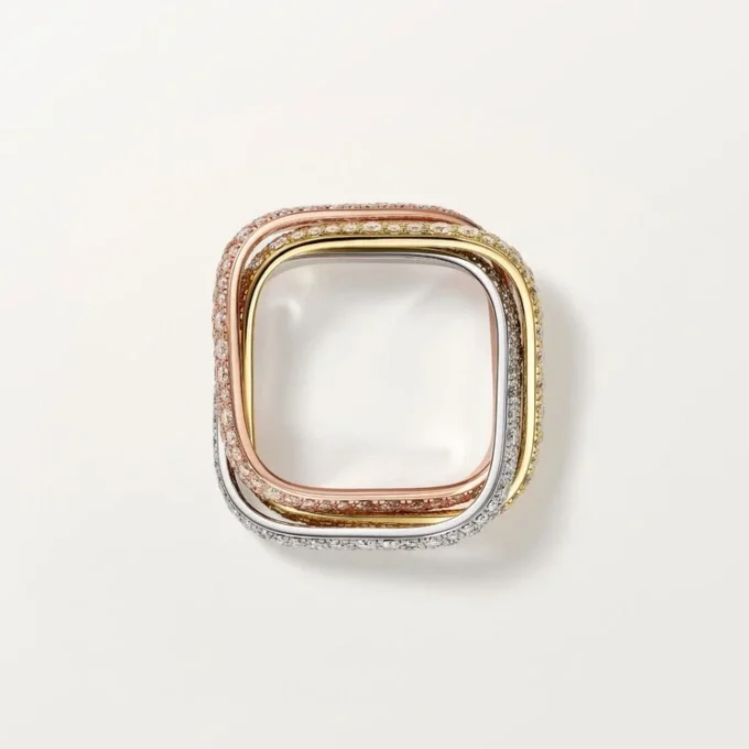 Trinity Cushion Ring, klassisches Modell, mit Pavé-Besatz